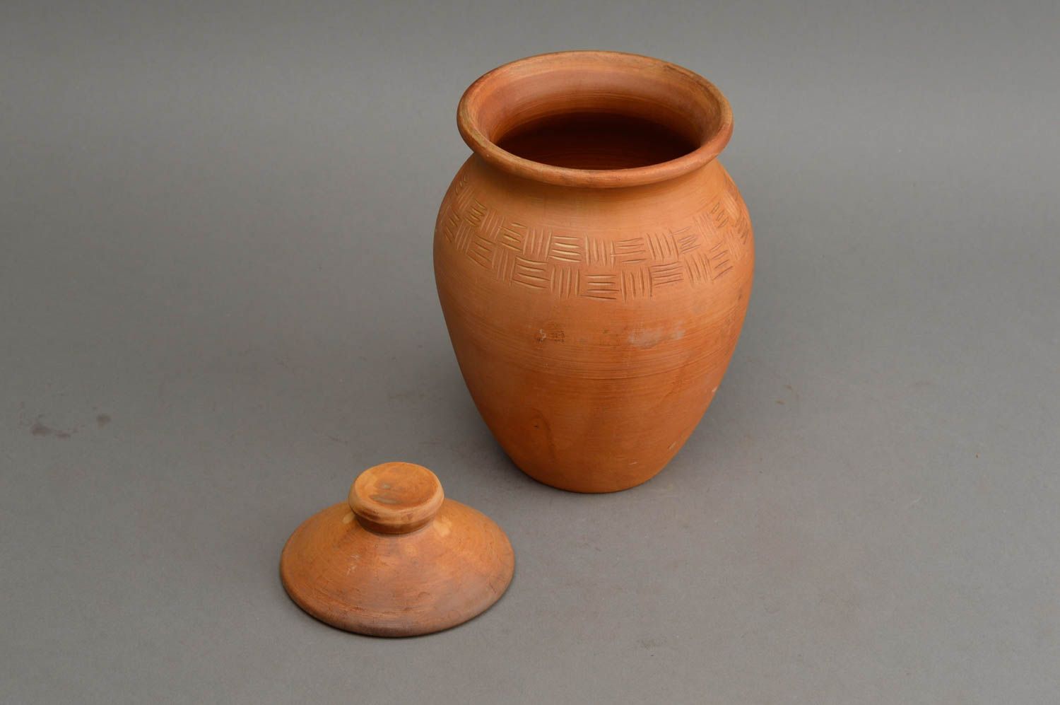 Clay pot for storing food