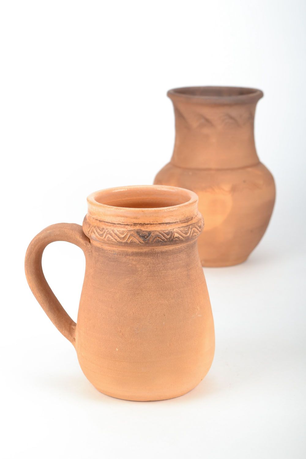 The original earthenware jug-cup